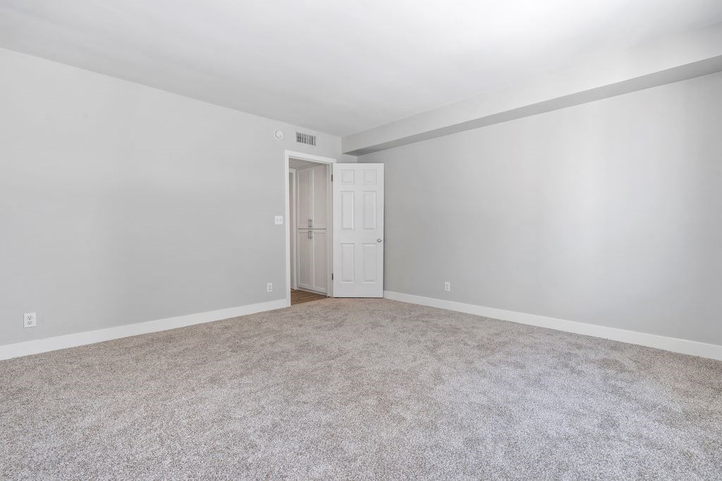 Bedroom with Carpet at Jaclyn Terrace Apartments