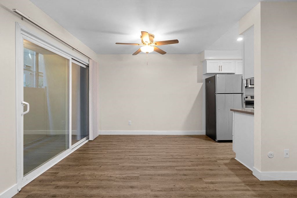 One Bedroom Apartment Dining Area