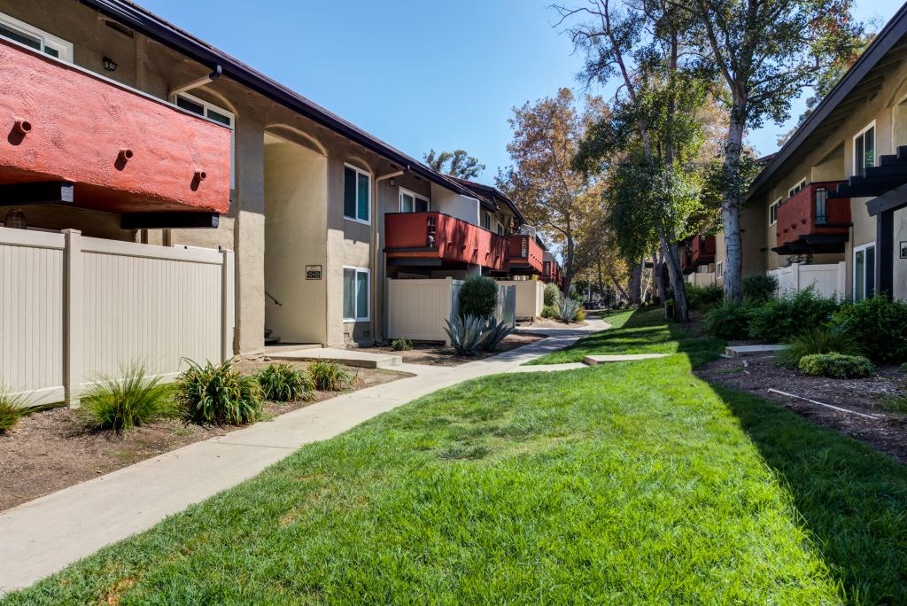 Walkway and Lush Greenery at The Meadows at Westlake Village Apartments,Westlake Village
