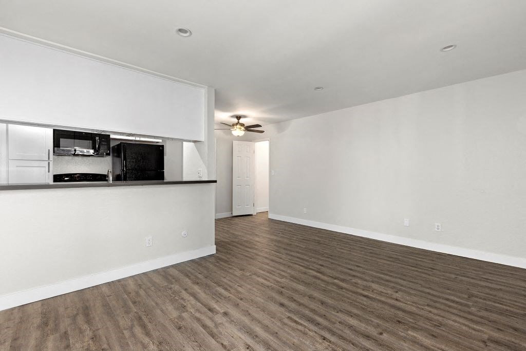 Living Area at Topanga Canyon Apartments, California, 91304