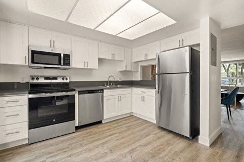 Stainless-Steel Appliances at Parkway Plaza Apartments, California, 90230
