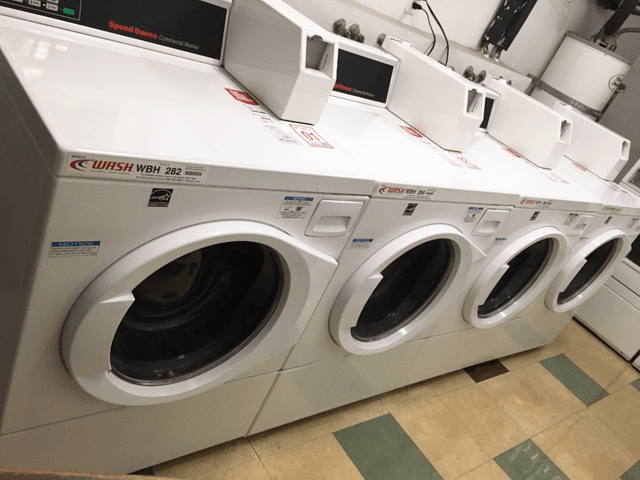 Student housing near USC laundry machines