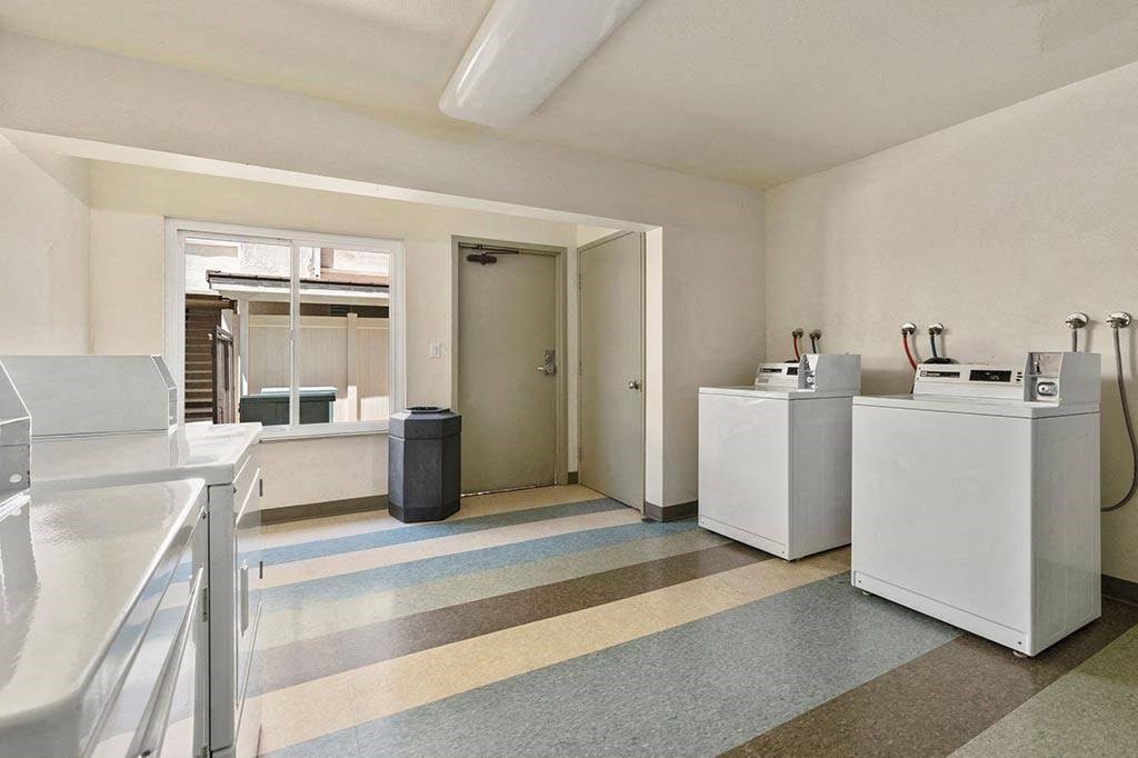 Laundry Room at The Meadows at Westlake Village Apartments, CA, 91361