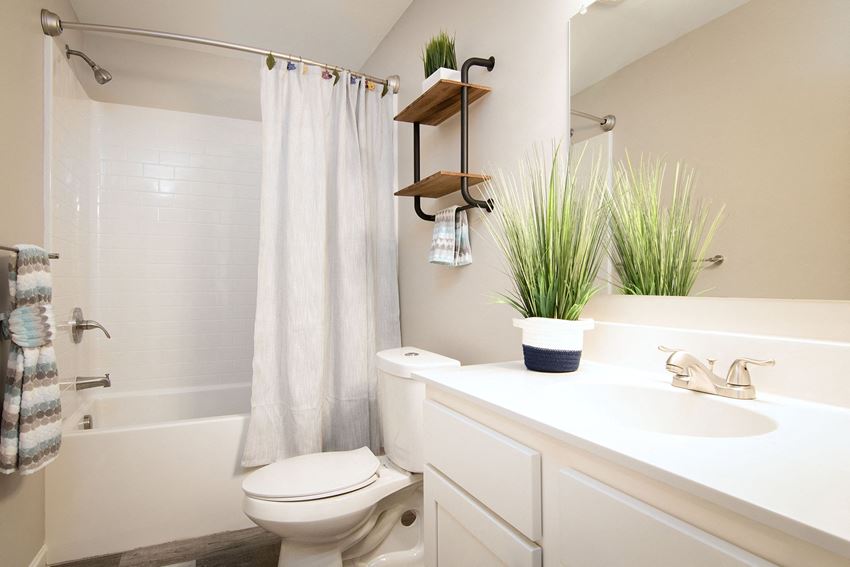 The Enclave At Elmerton Apartments, 645 Travis Way, Harrisburg, PA