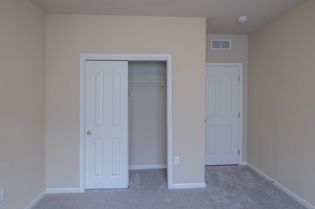 Brooks Edge Apartments