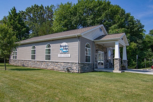 Brooks Edge Apartments