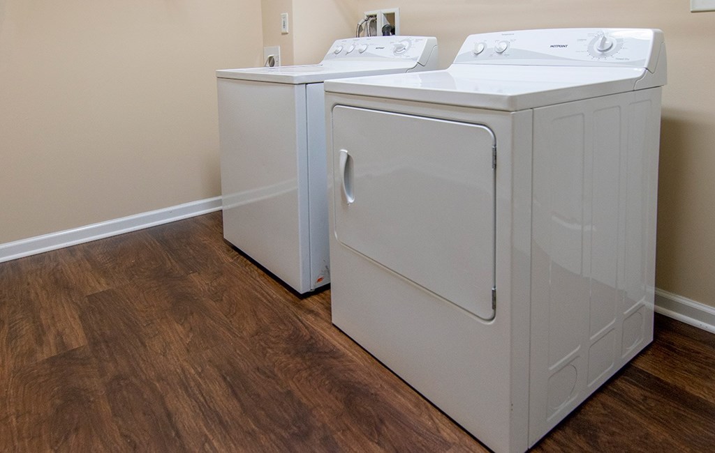 Brooks Edge Apartments