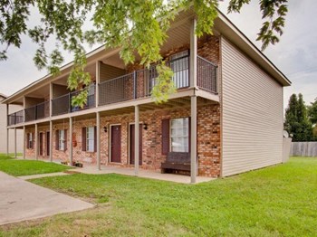 1406 Oriole St 2-3 Beds Apartment for Rent - Photo Gallery 4