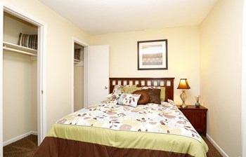 Spacious bedroom at The Life at Lakeside Villas in Wilmington, NC - Photo Gallery 11