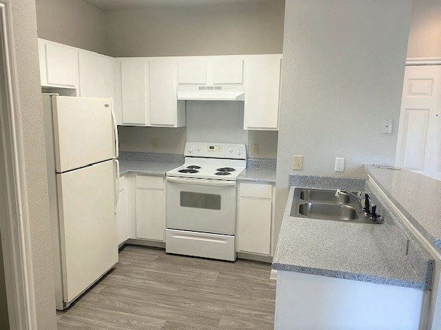 Kitchen Kitchen at The Life at Sterling Woods, Houston, TX - Photo Gallery