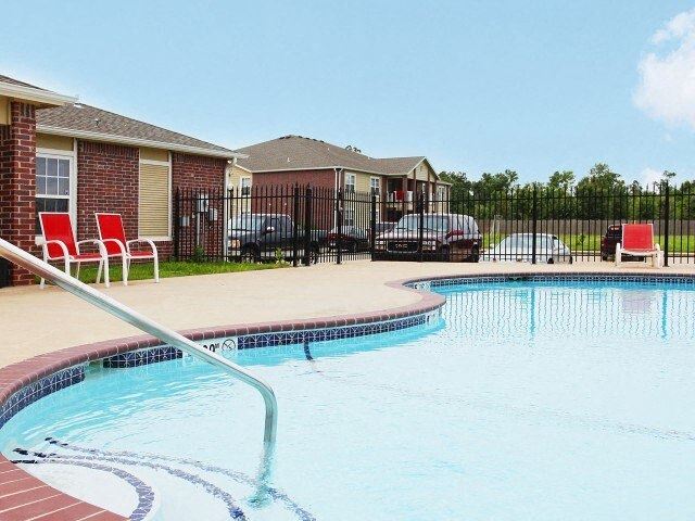 514 Butterfield Coach Rd 1-2 Beds Apartment for Rent - Photo Gallery 1