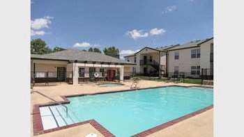 770 S 40th ST 2-3 Beds Apartment for Rent - Photo Gallery 5