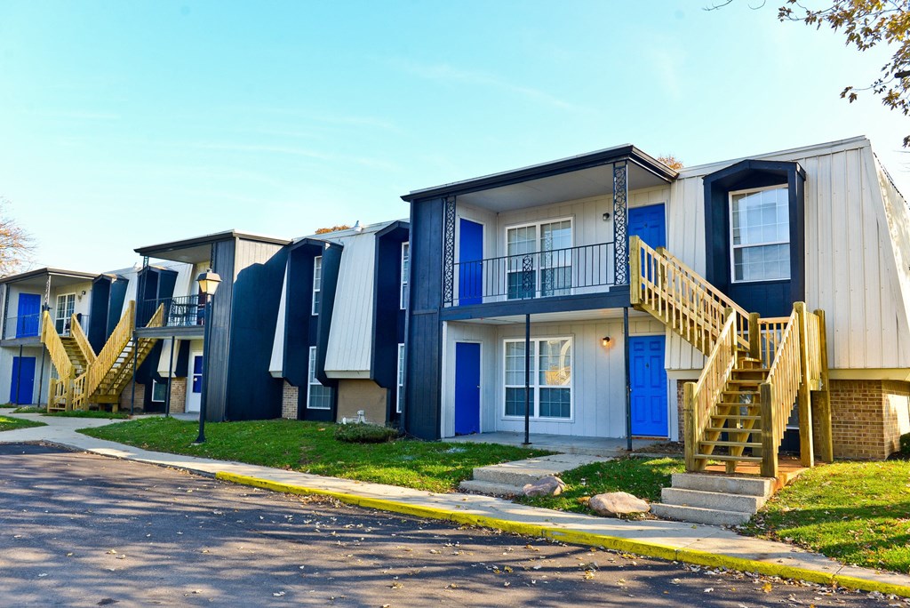 The Life At Wood Springs