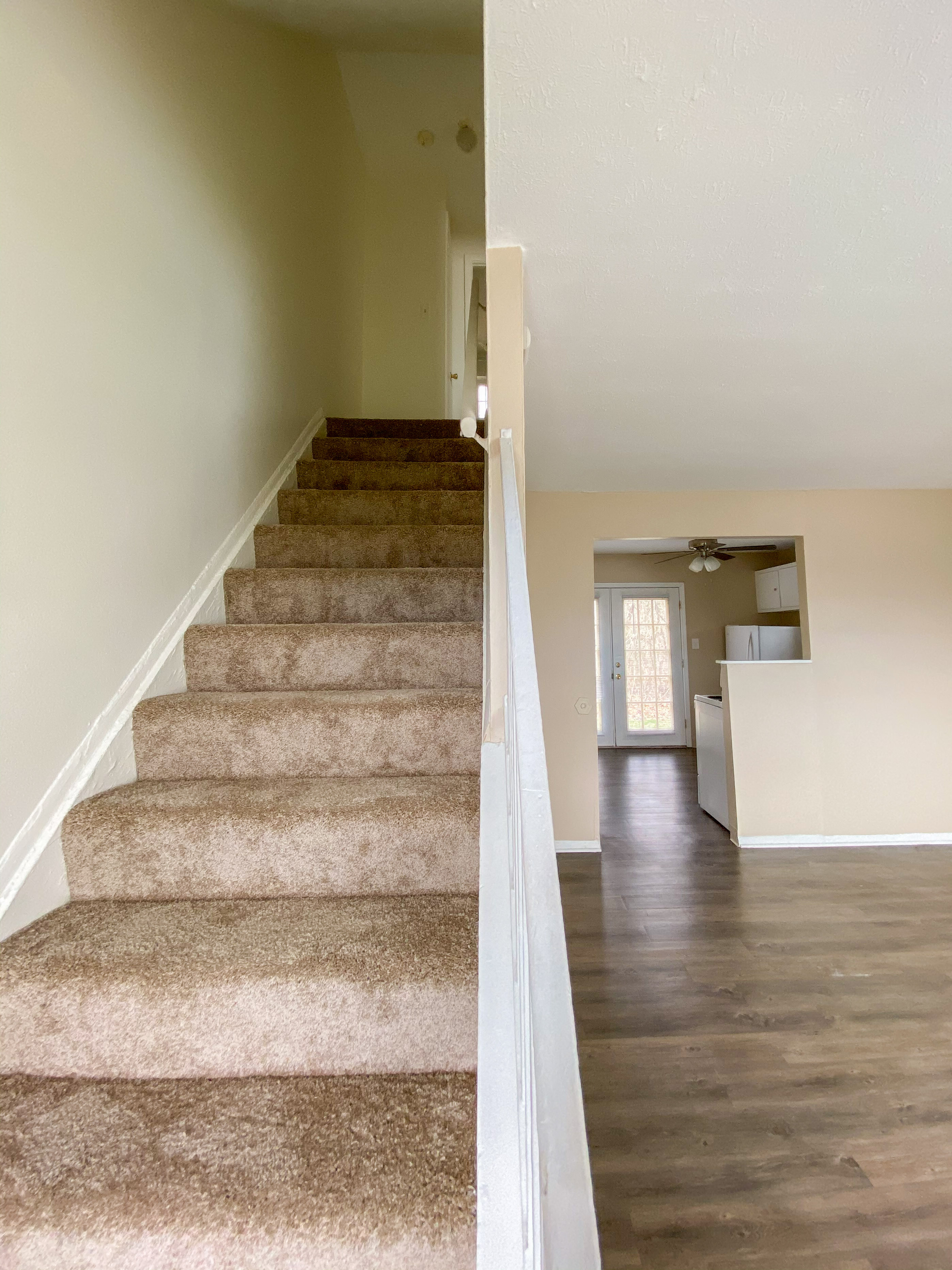 2 Bed Townhouse - Stairs