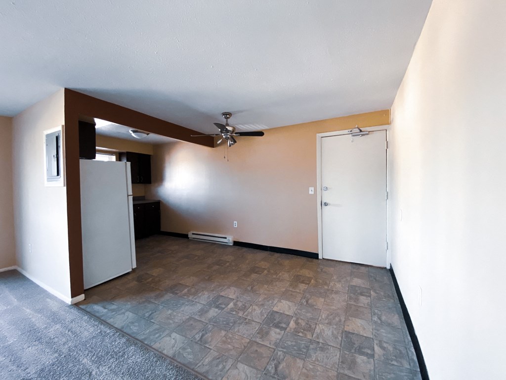 1 Bedroom Dining Area 1 Bedroom Dining Area