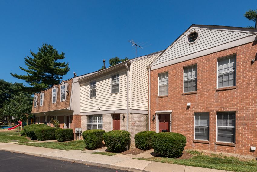 Scarborough Square Apartments, 438 College Pkwy, Rockville, MD - RentCafe