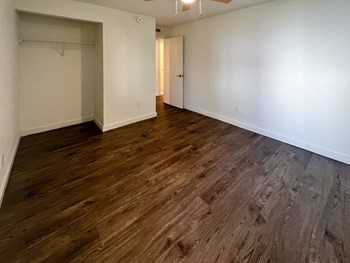 Bedroom - Photo Gallery 6