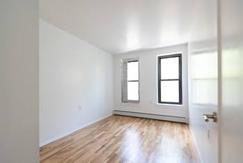 Bedroom - Photo Gallery 6