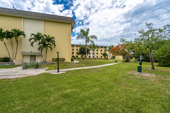 Exterior - Photo Gallery 6