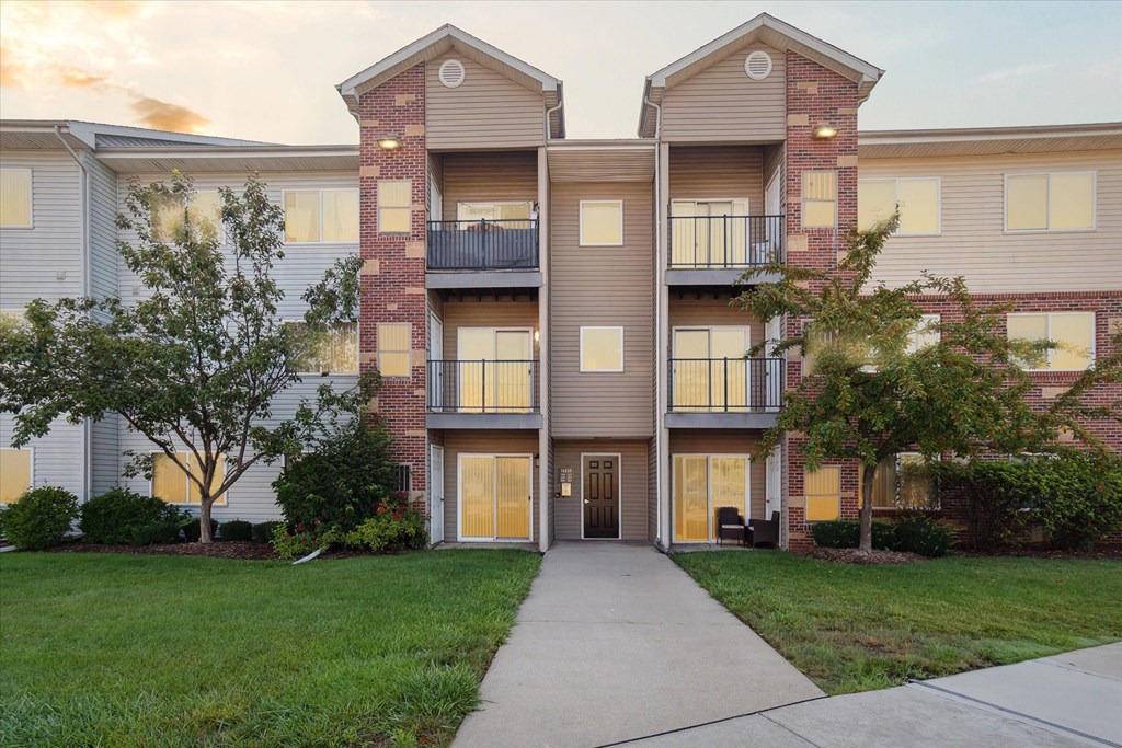 Exterior of South Pointe