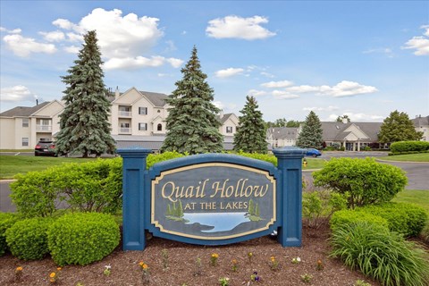 Quail Hollow Monument Sign