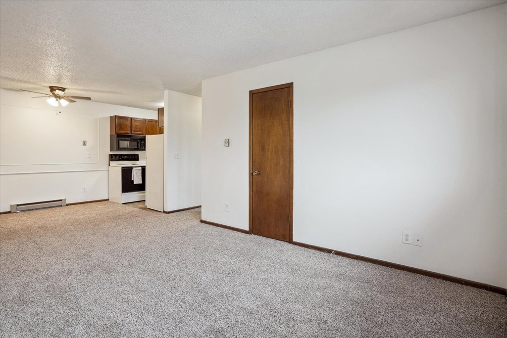 Living Area with Ceiling Fan