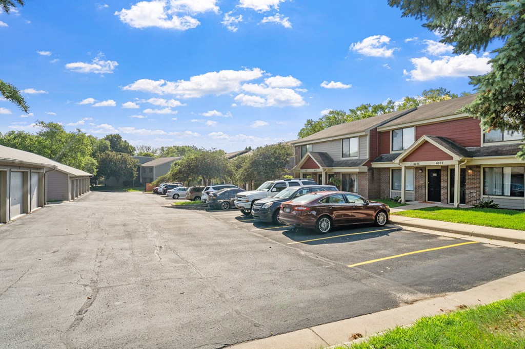 Exterior of Jordan Creek and Mills
