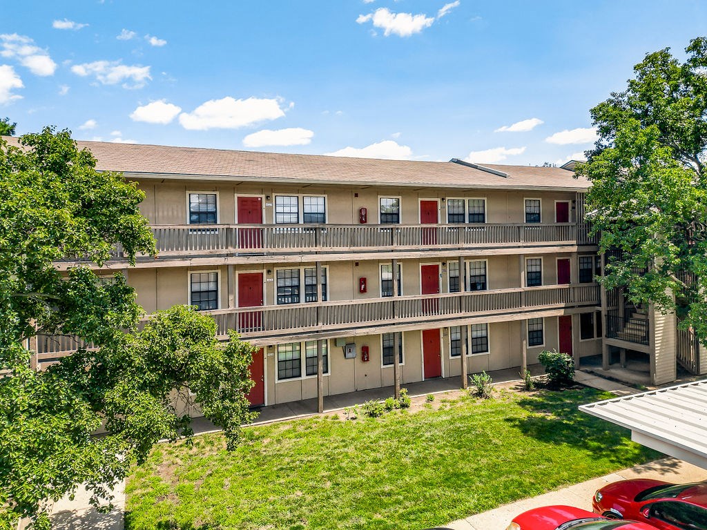 Exterior of Retreat of Shawnee