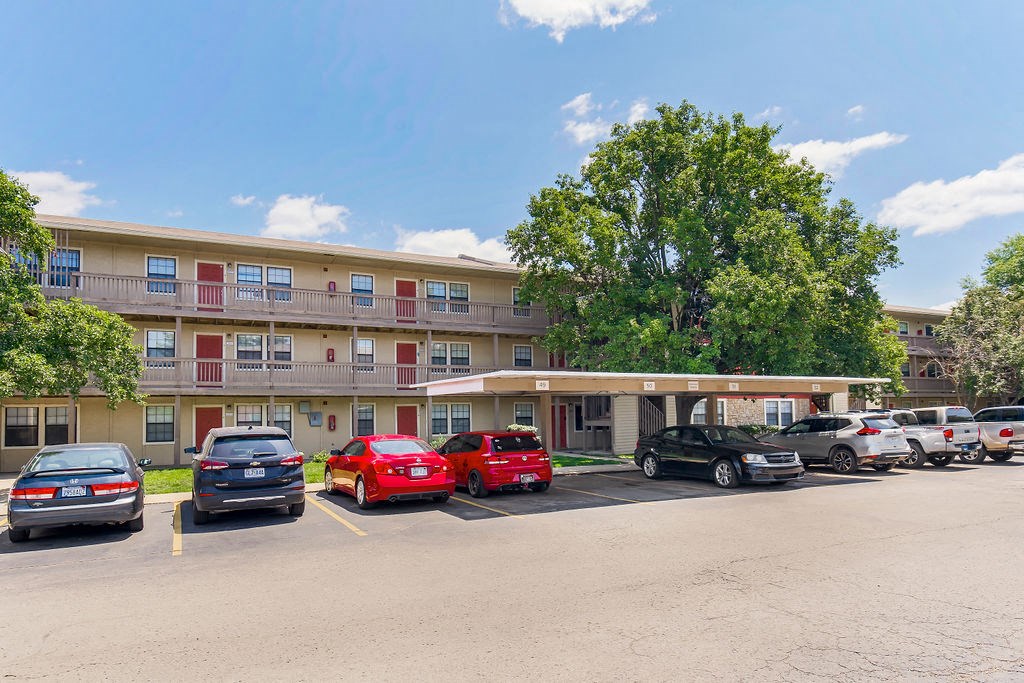 Exterior of Retreat of Shawnee