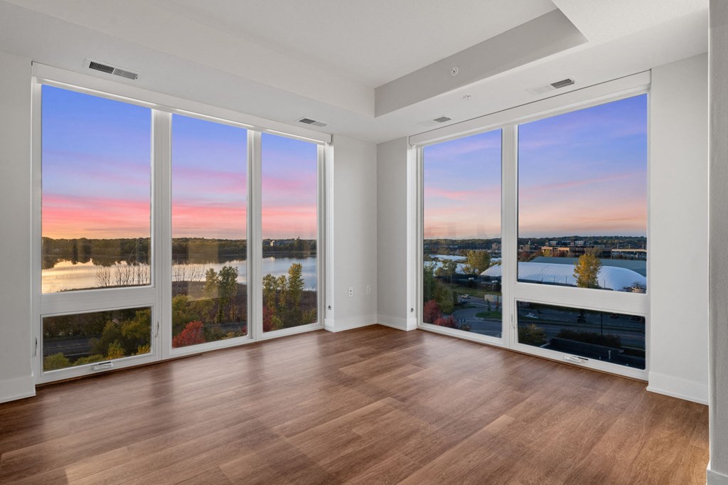 Spacious Living Area with Floor to Ceiling Windows