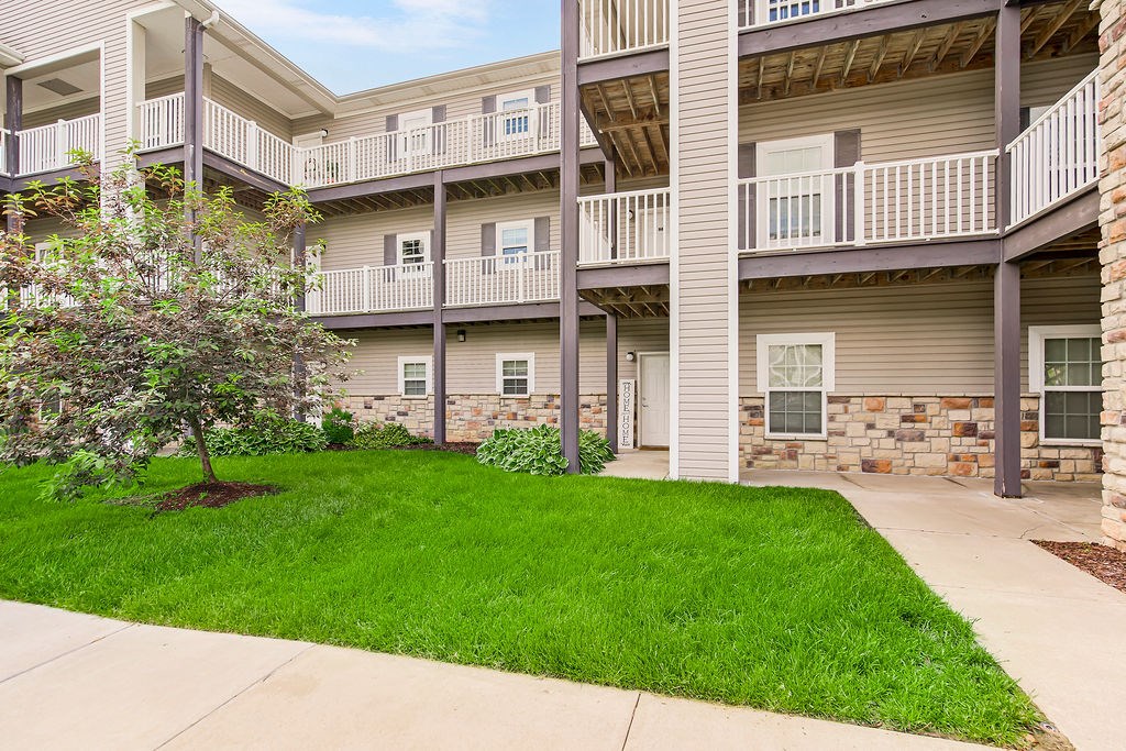 Exterior of Woodland Park