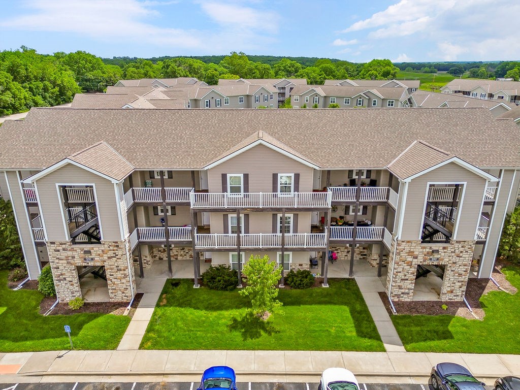 Exterior of Woodland Park