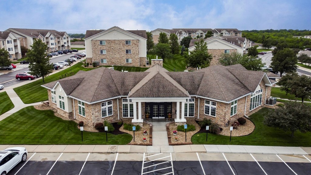 Aerial of The Overlook Clubhouse
