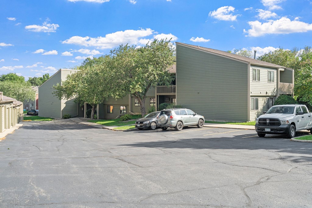 Exterior of Jordan Creek and Mills