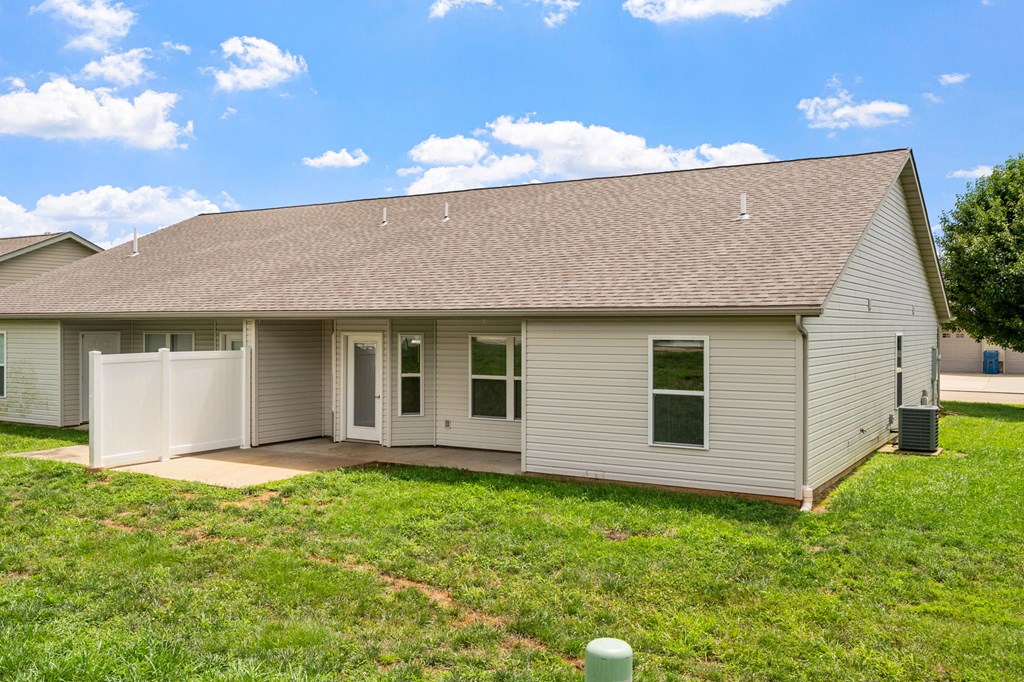 Backyard at the Avery