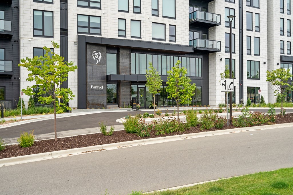 Front Entrance of Paravel