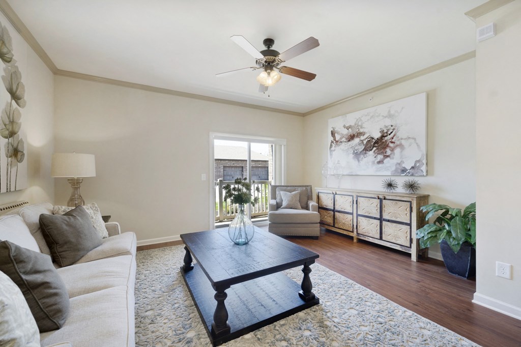 Spacious Living Area with Hardwood-Style Flooring