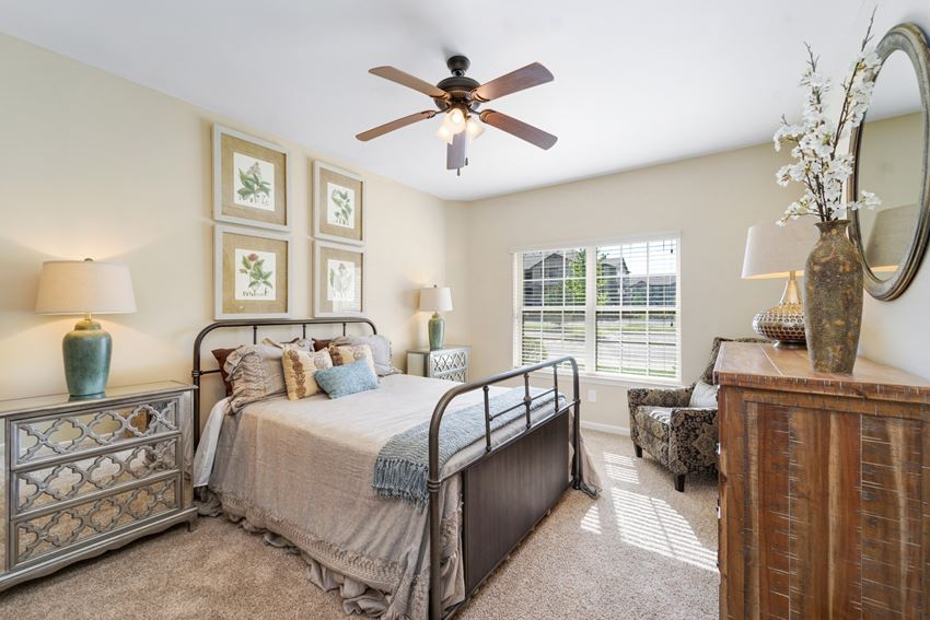 Addison At Rossview Apartments, 200 Holland Drive, Clarksville, TN