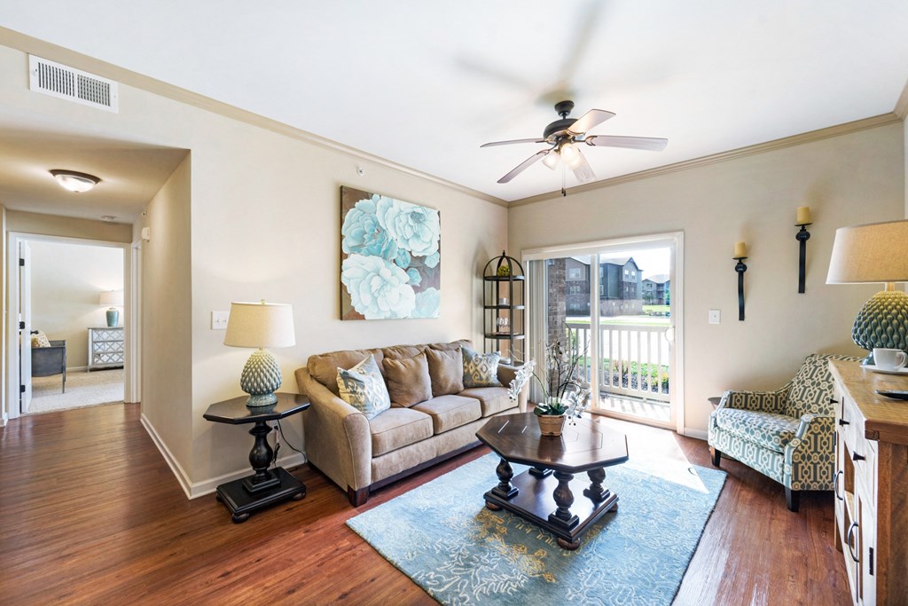 Spacious Living Area with Hardwood-Style Flooring