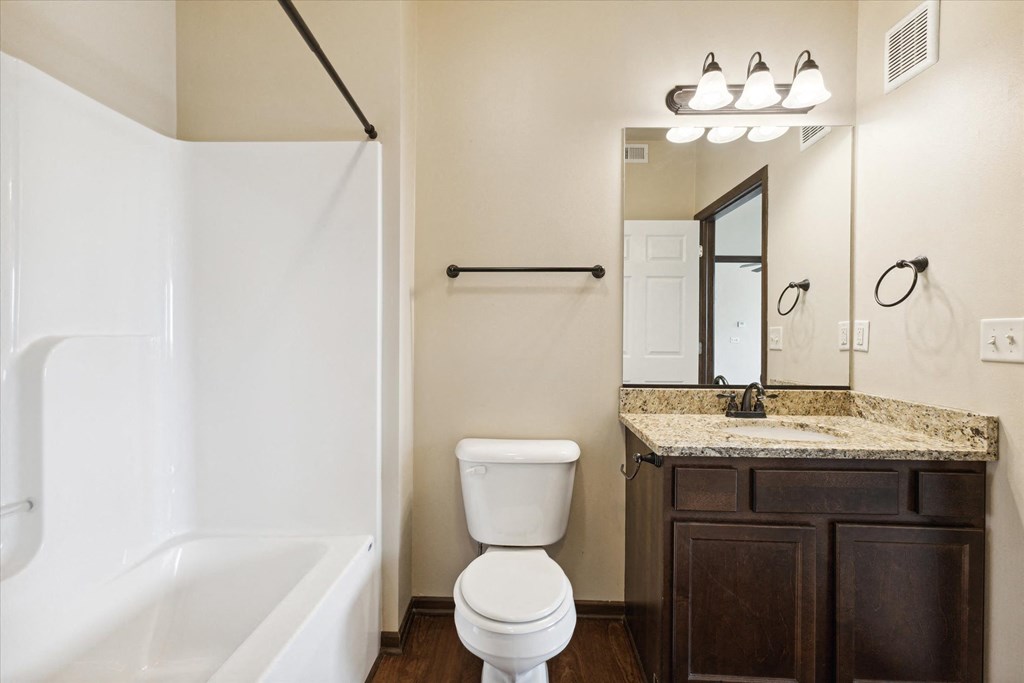 Bathroom with Modern Finishes