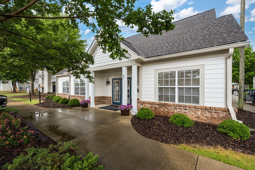 Leasing Office Entrance