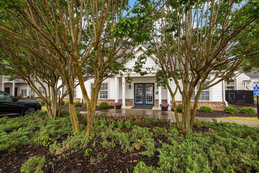 Leasing Office Entrance