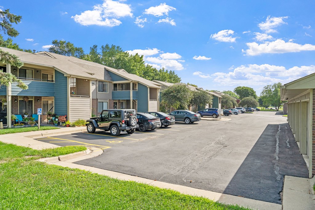 Exterior of Jordan Creek and Mills