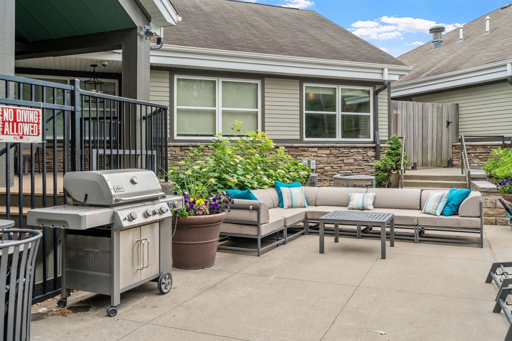 Outdoor Lounge With Fireplace