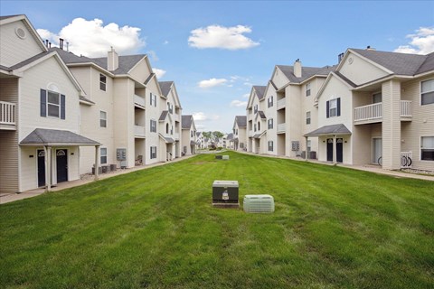 Exterior of Quail Hollow