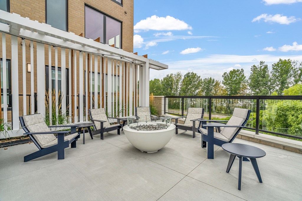Outdoor Patio with Firepit