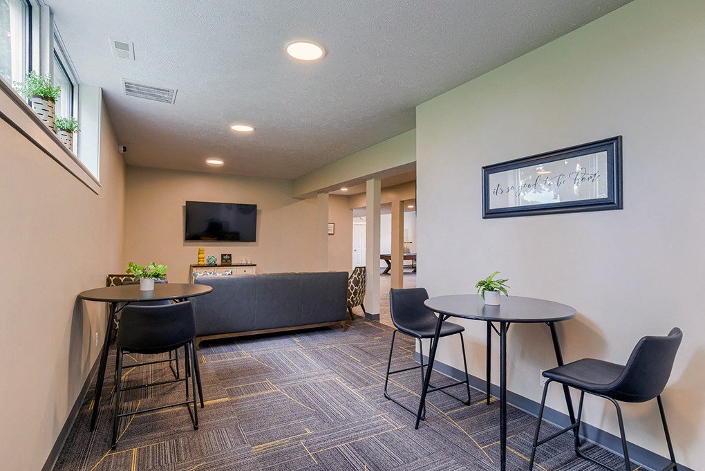 Community Room - Lounge View