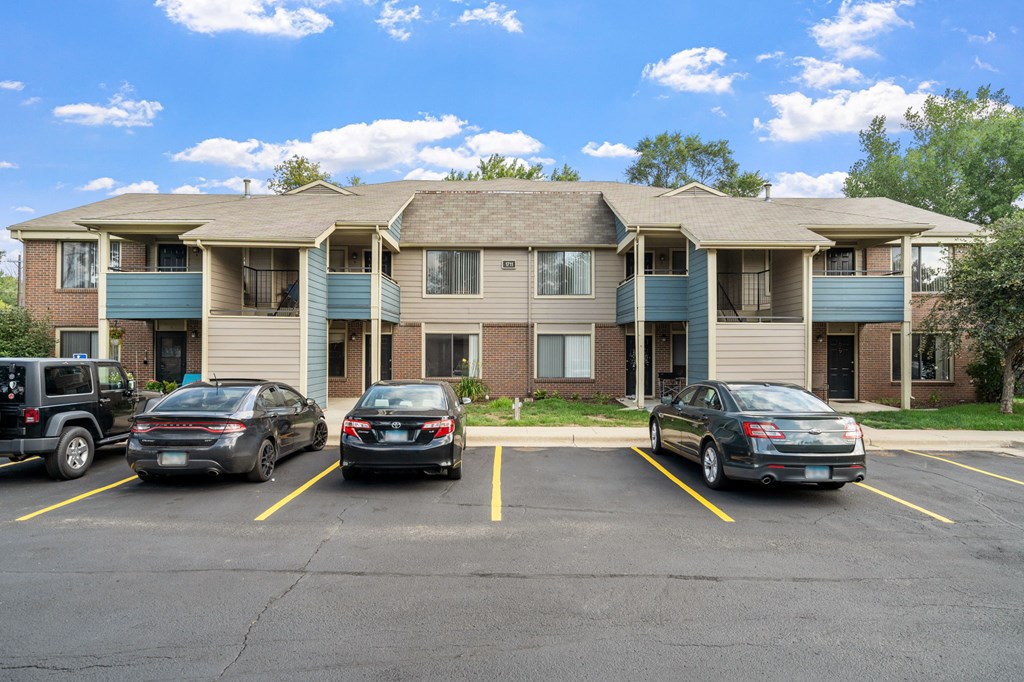 Exterior of Jordan Creek and Mills