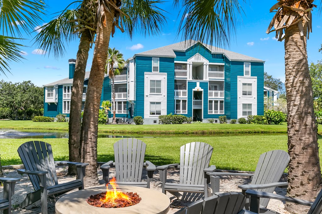 Outdoor Firepit Area Overlooking The Water Pond