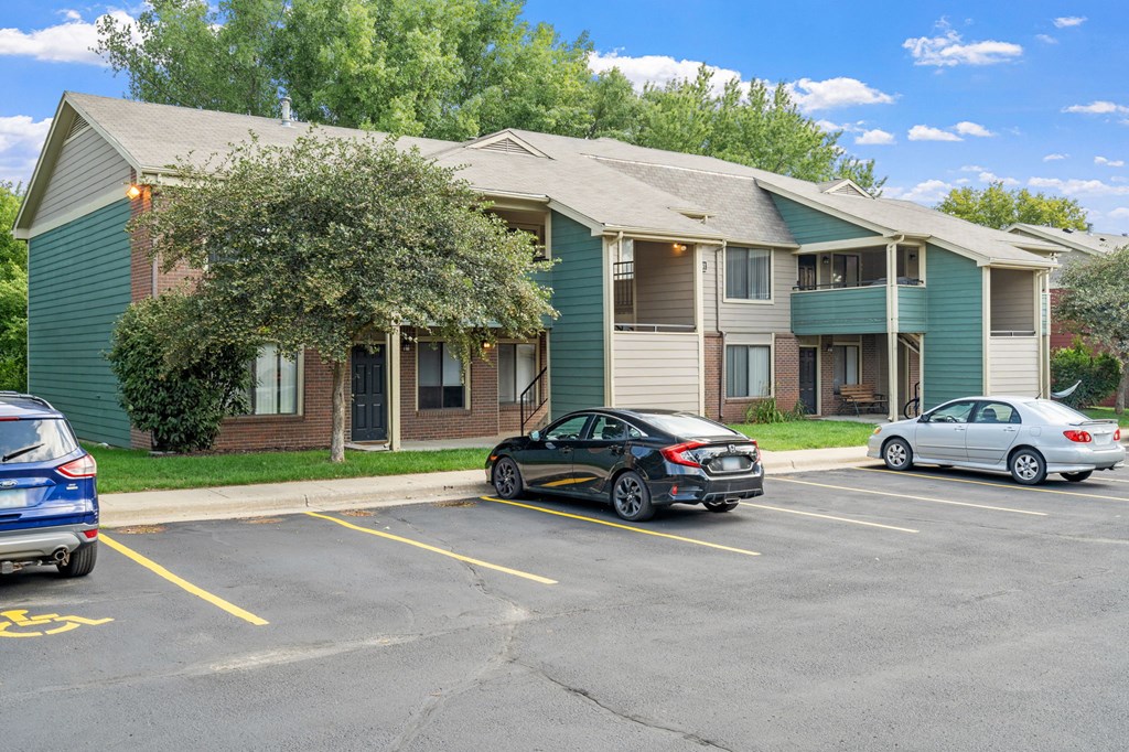 Exterior of Jordan Creek and Mills